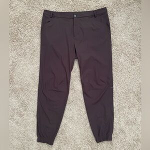 Lululemon Pants Mens 38x30 Burgundy Commission Jogger Warpstreme Stretch Chino